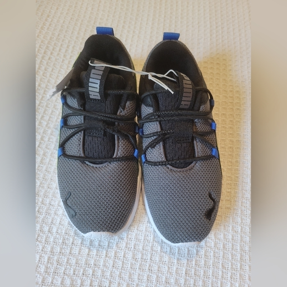 Puma Kids Sneakers - Black, Gray, and Blue - Picture 2 of 10